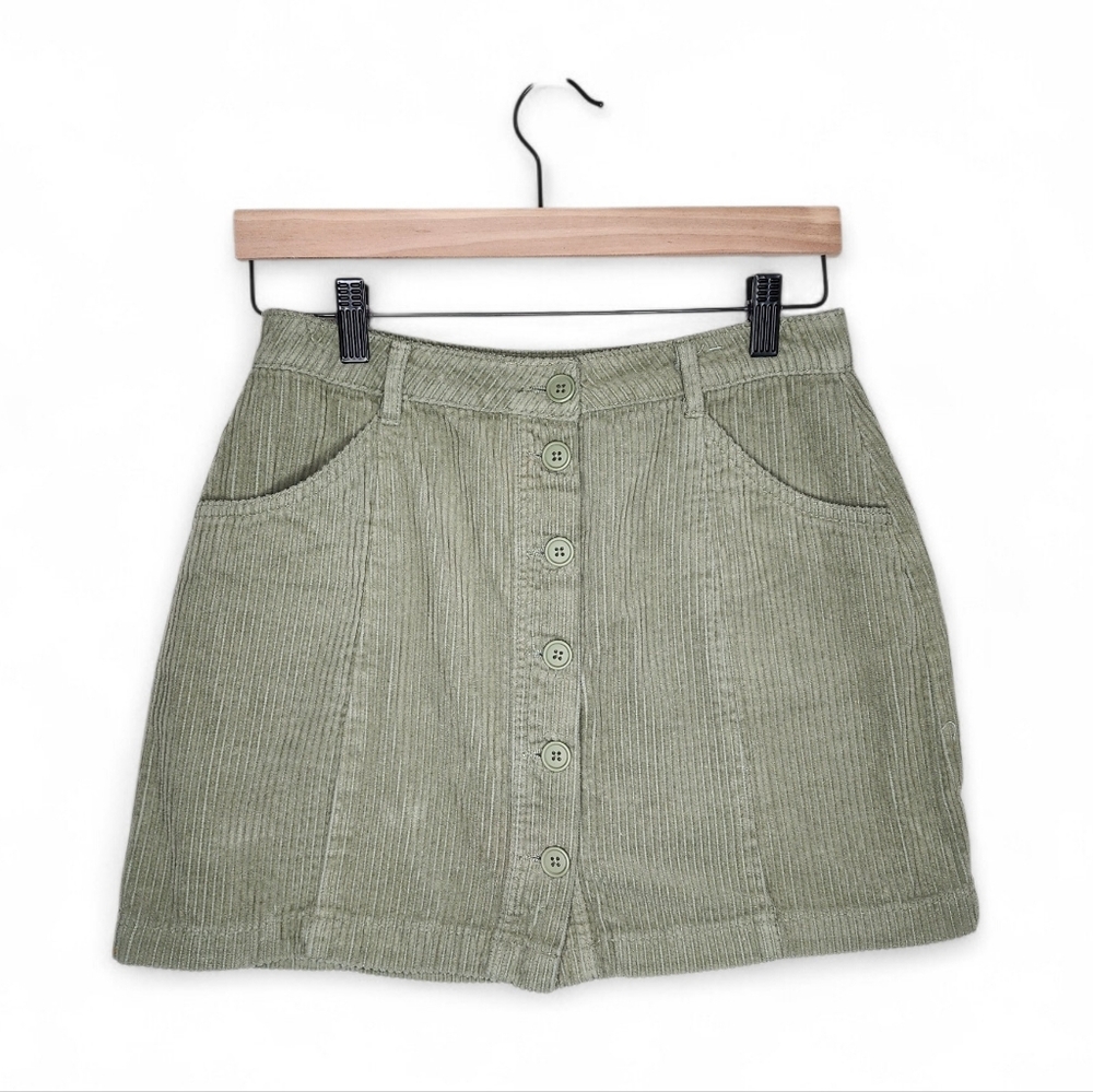 Forever 21 Corduroy Button Front Mini Skirt in Green Size M